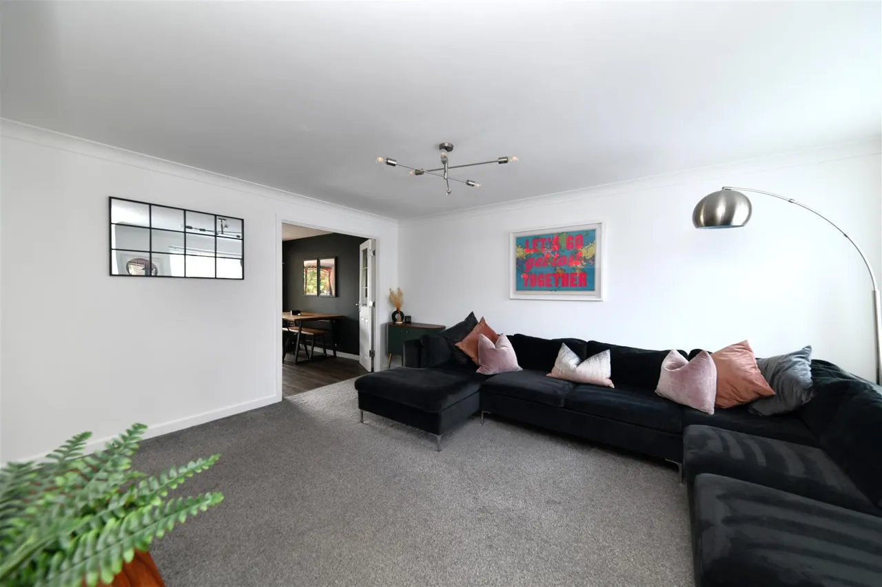 Hunt Hill Close, Stevenage, Herts, SG1 6DS, photo 12