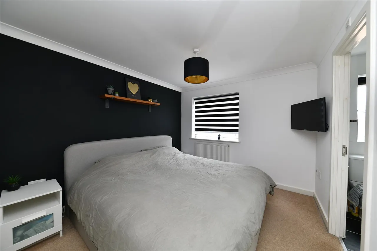Hunt Hill Close, Stevenage, Herts, SG1 6DS, photo 6