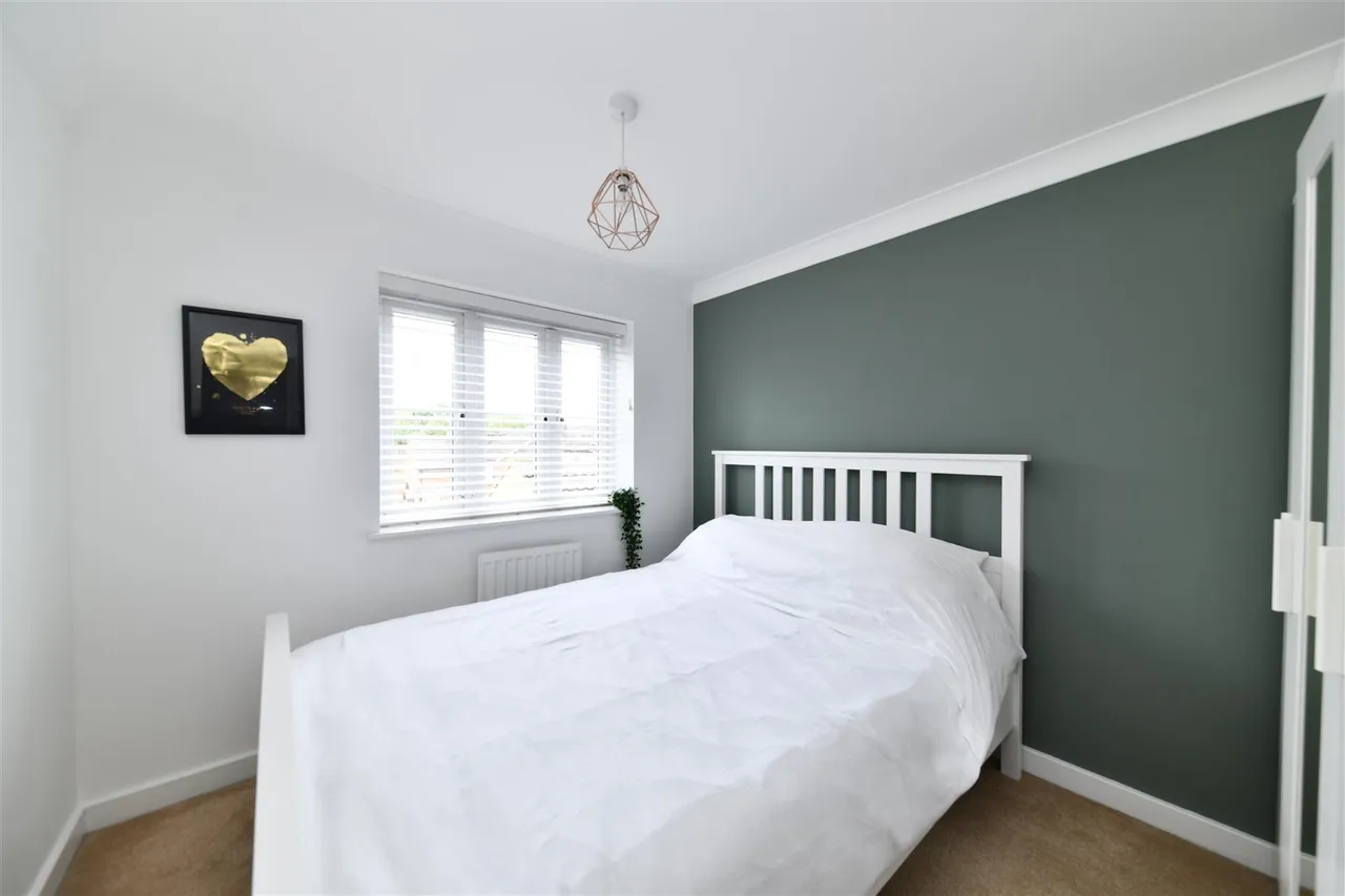 Hunt Hill Close, Stevenage, Herts, SG1 6DS, photo 7
