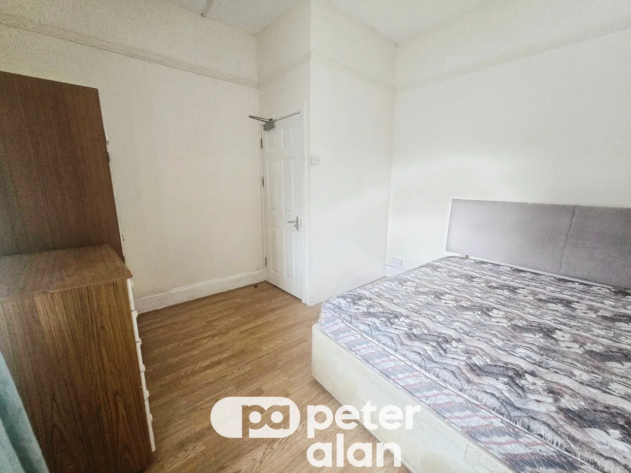 Brunswick Street, Swansea, SA1, photo 5
