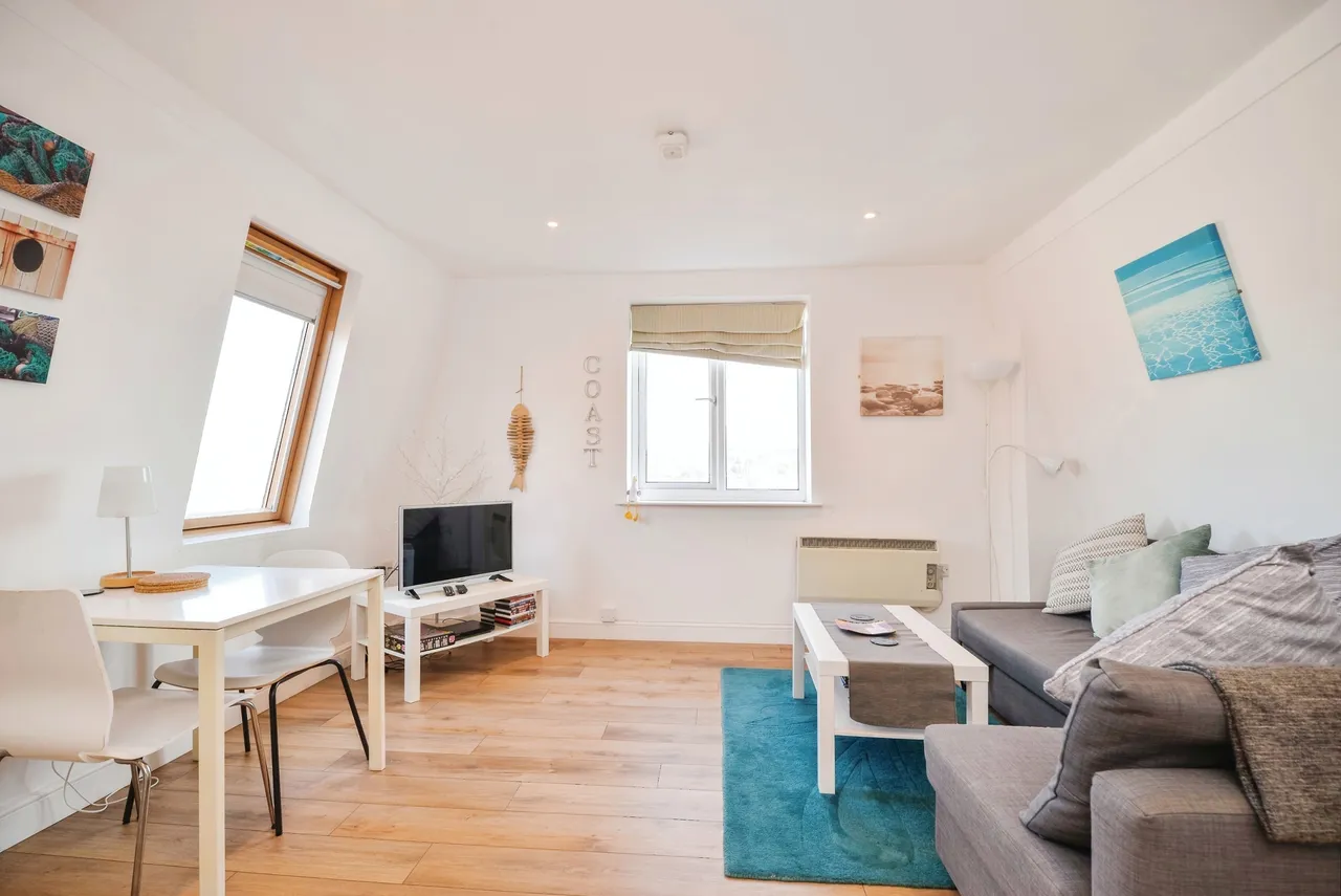 Flowergate, Whitby, North Yorkshire, YO21, photo 11
