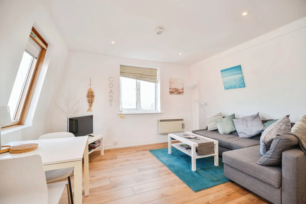 1 bed flat for sale — Flowergate, Whitby, North Yorkshire, YO21