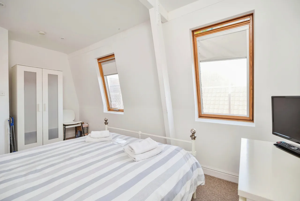 Flowergate, Whitby, North Yorkshire, YO21, photo 8