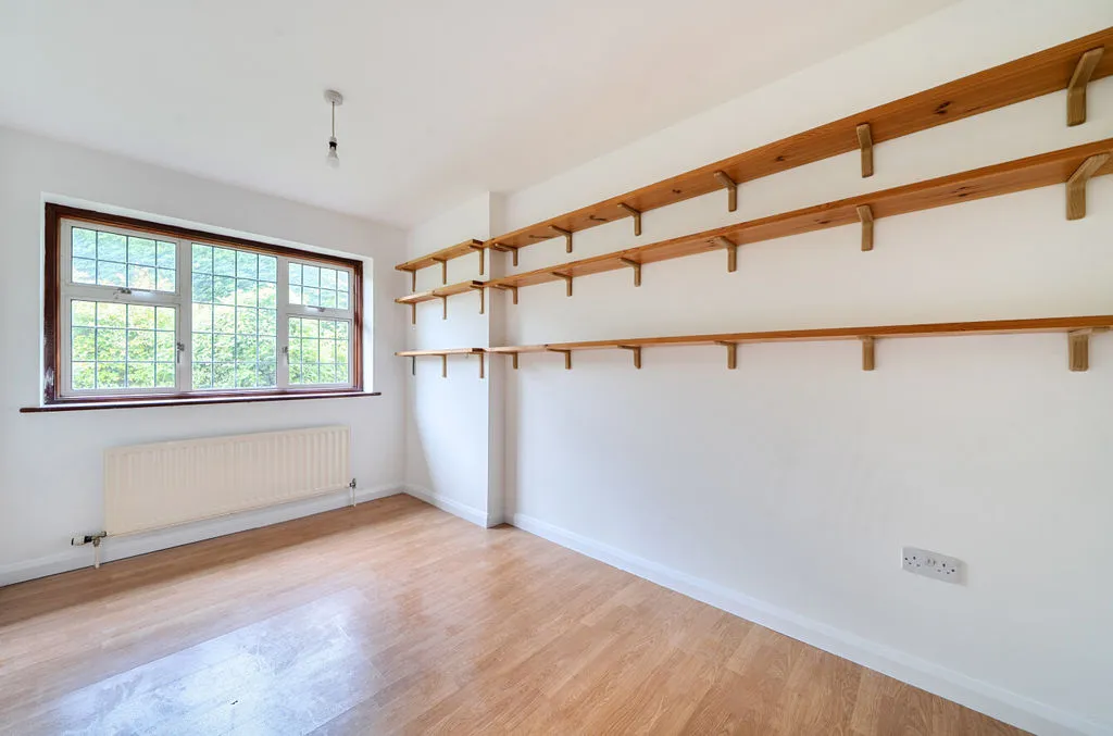 Woodcote Lane, Purley CR8 3HB, photo 12