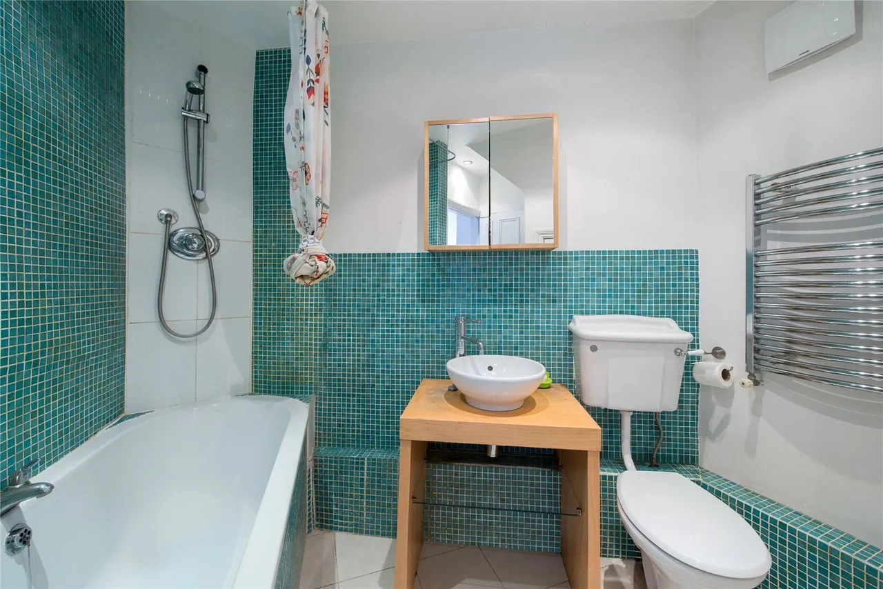 Torriano Avenue, London, NW5, photo 11