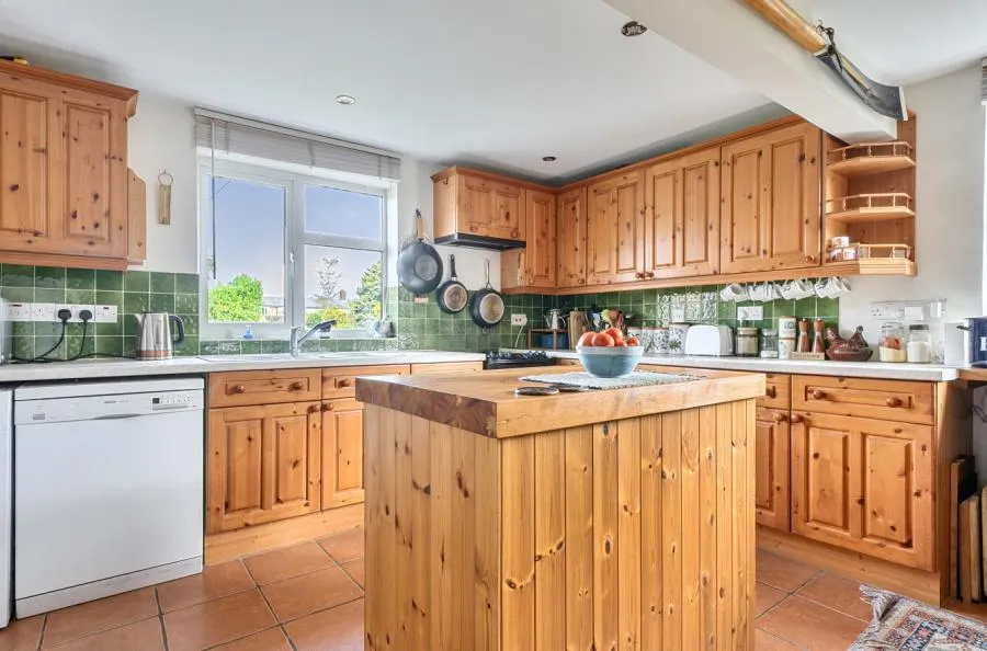 Station Road, Brize Norton, OX18, photo 7
