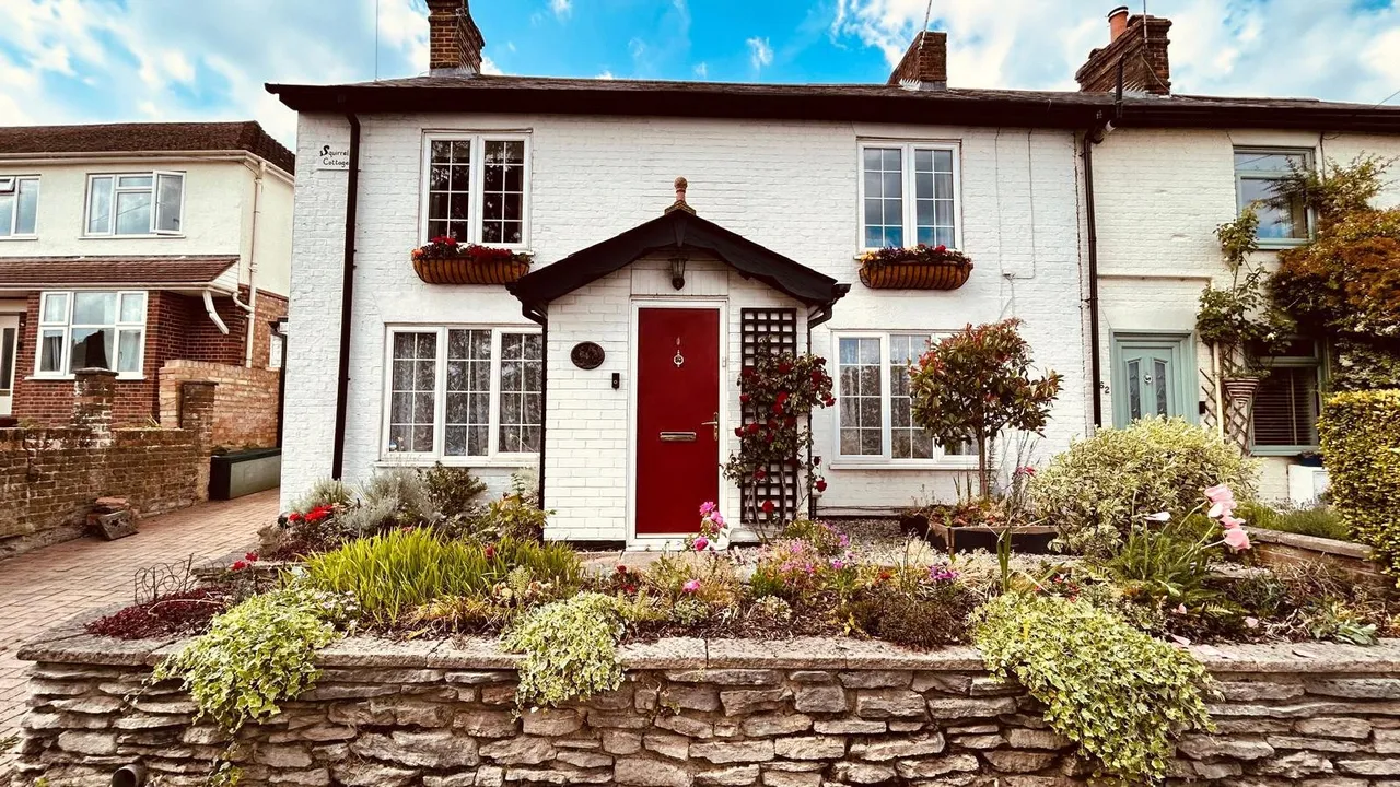 Lower Farnham Road, Aldershot, GU12, photo 27