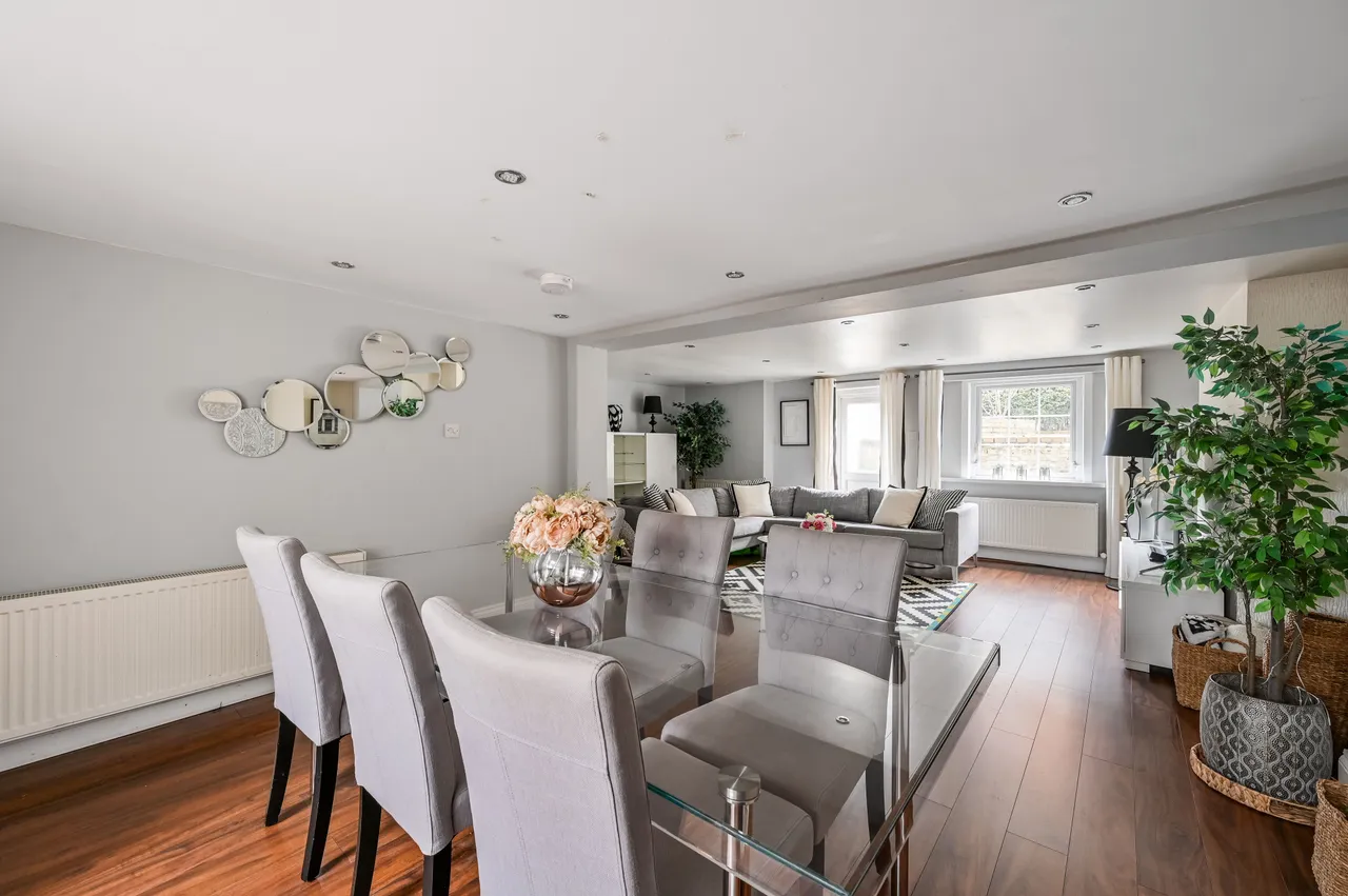 242 Lower Road, London, photo 5