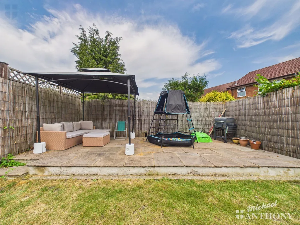 Diane Walk, Aylesbury, HP21 9YJ, photo 16