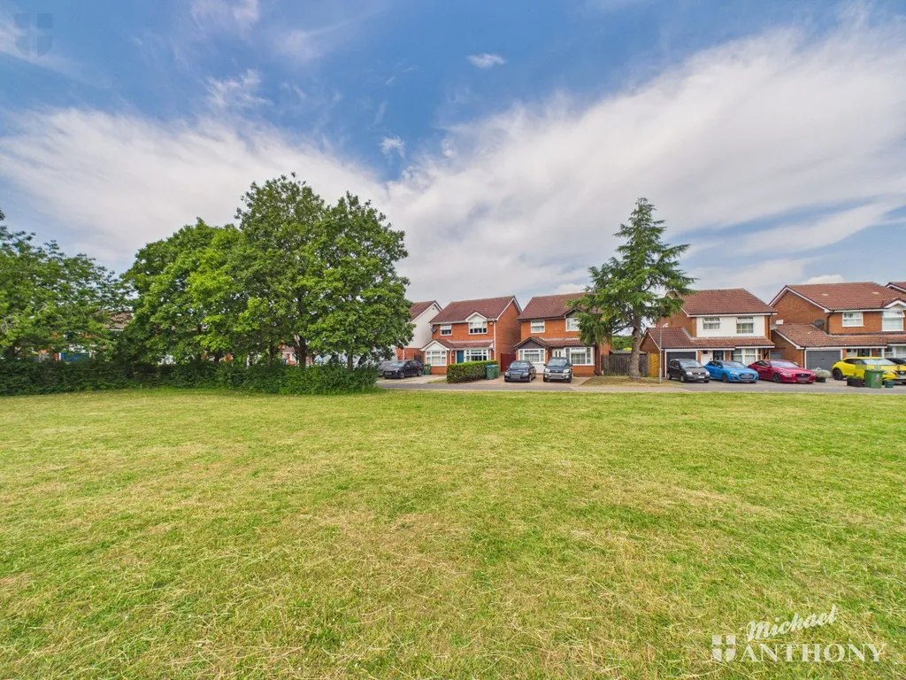 Diane Walk, Aylesbury, HP21 9YJ, photo 18