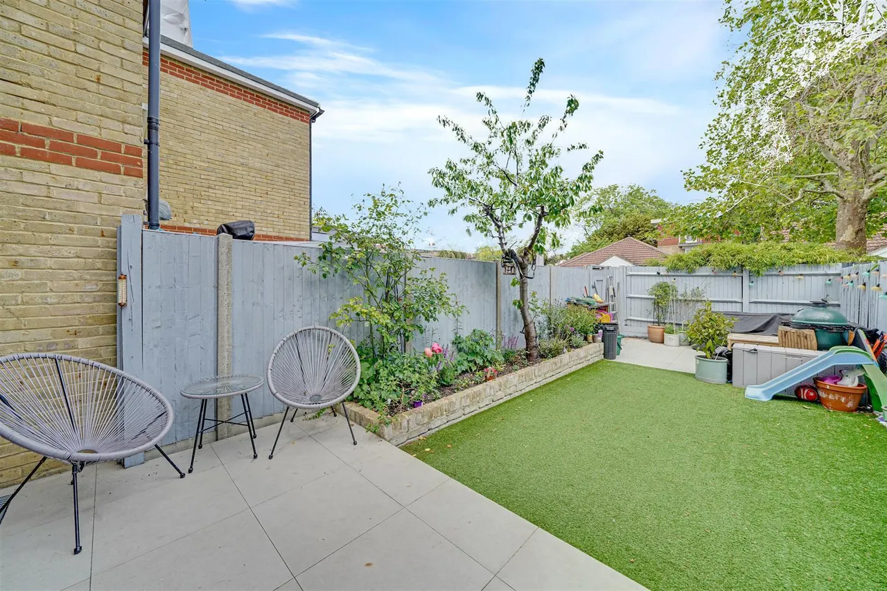 Windmill Road, Hampton Hill, TW12, photo 4