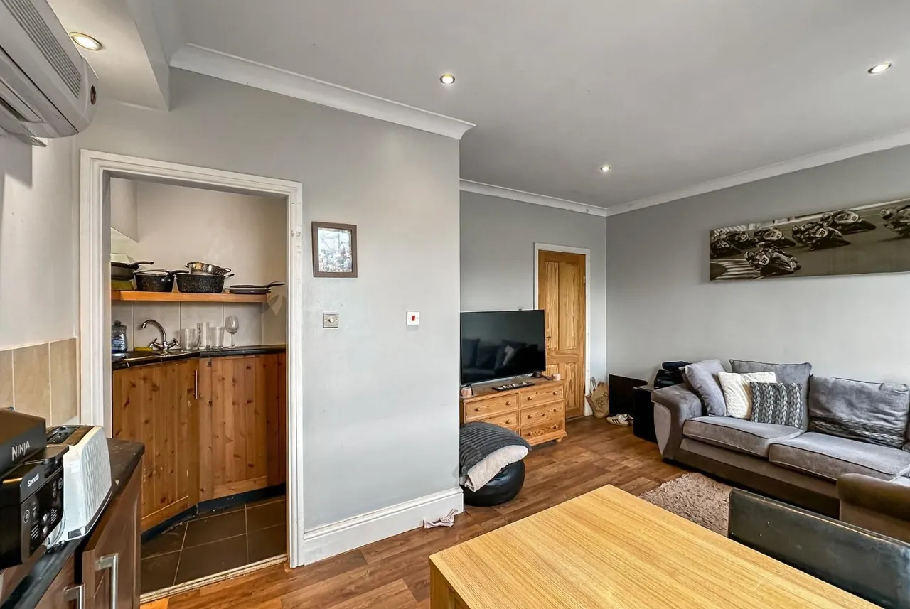 Marsland Road, Sale M33 3NR, photo 12