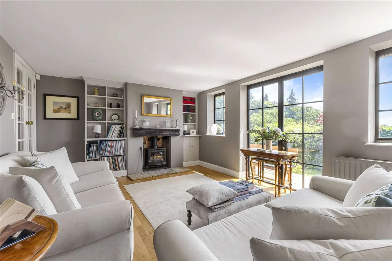 Coldharbour, RH5, photo 8