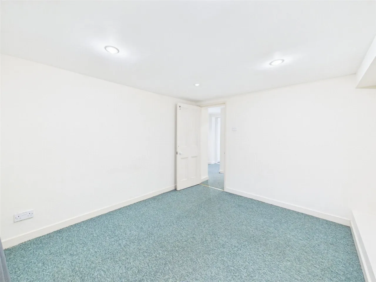 Bristol Road Lower, Weston-super-Mare, BS23, photo 4