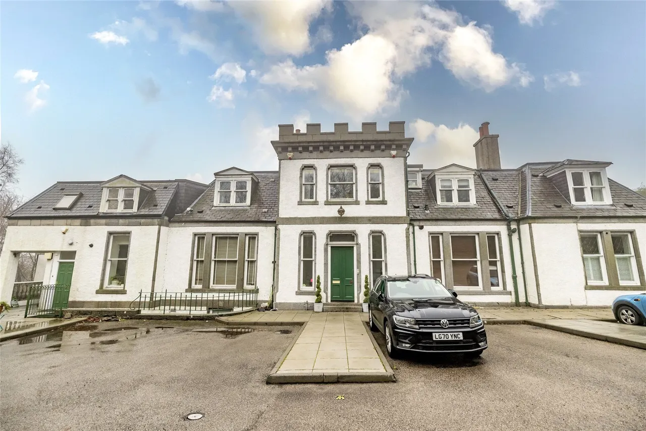 3 bed flat to rent, Craigton Road, Aberdeen, AB15