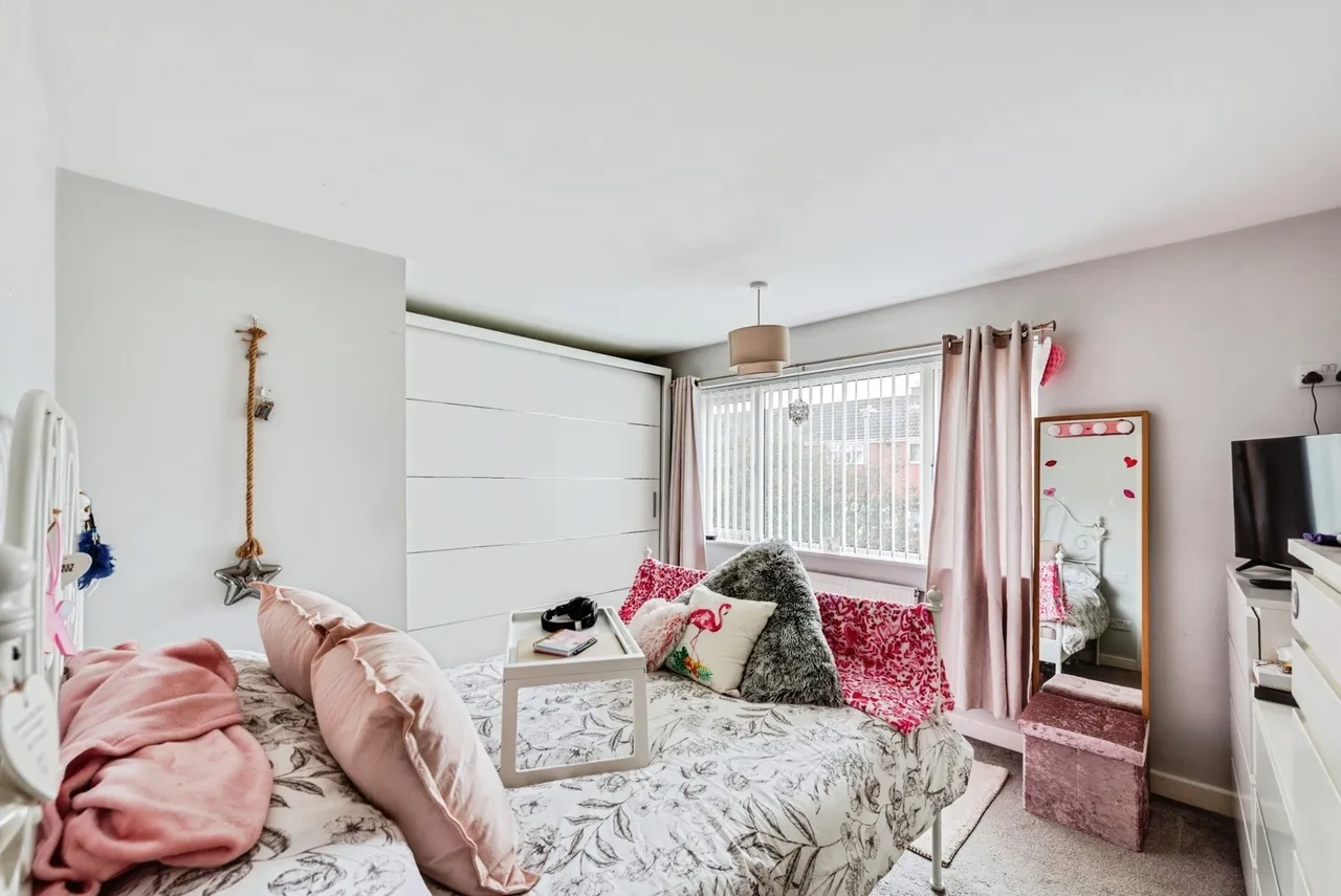 Bridport Road, Swindon, Wiltshire, SN3, photo 10