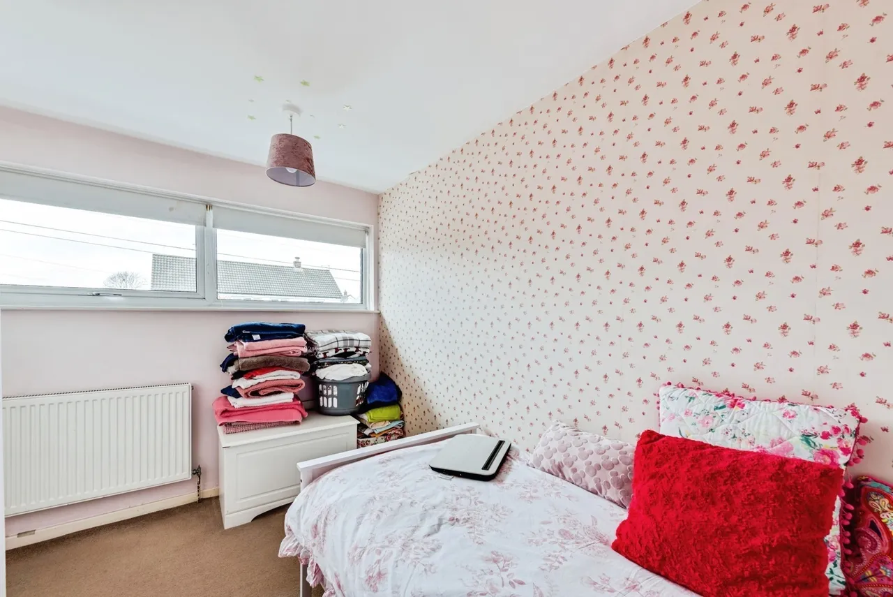 Bridport Road, Swindon, Wiltshire, SN3, photo 13