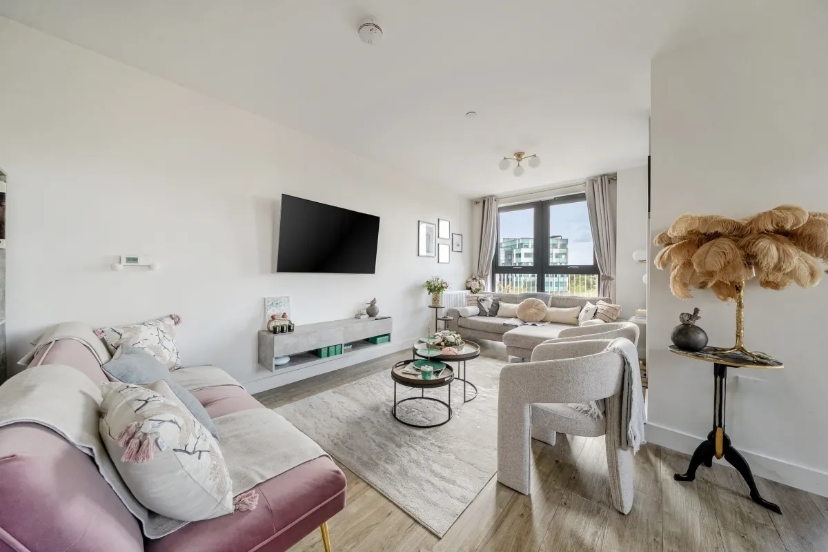 Lakeside Drive, London, NW10, photo 6
