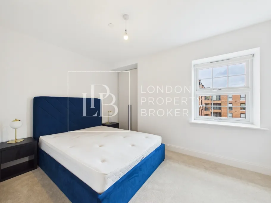 Memorial Avenue, Slough, SL1, photo 9