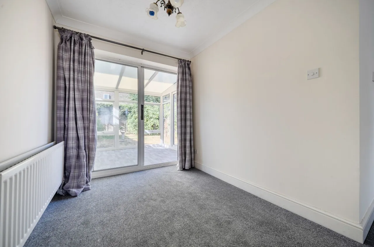 Wolsey Close, Nyetimber, PO21, photo 9