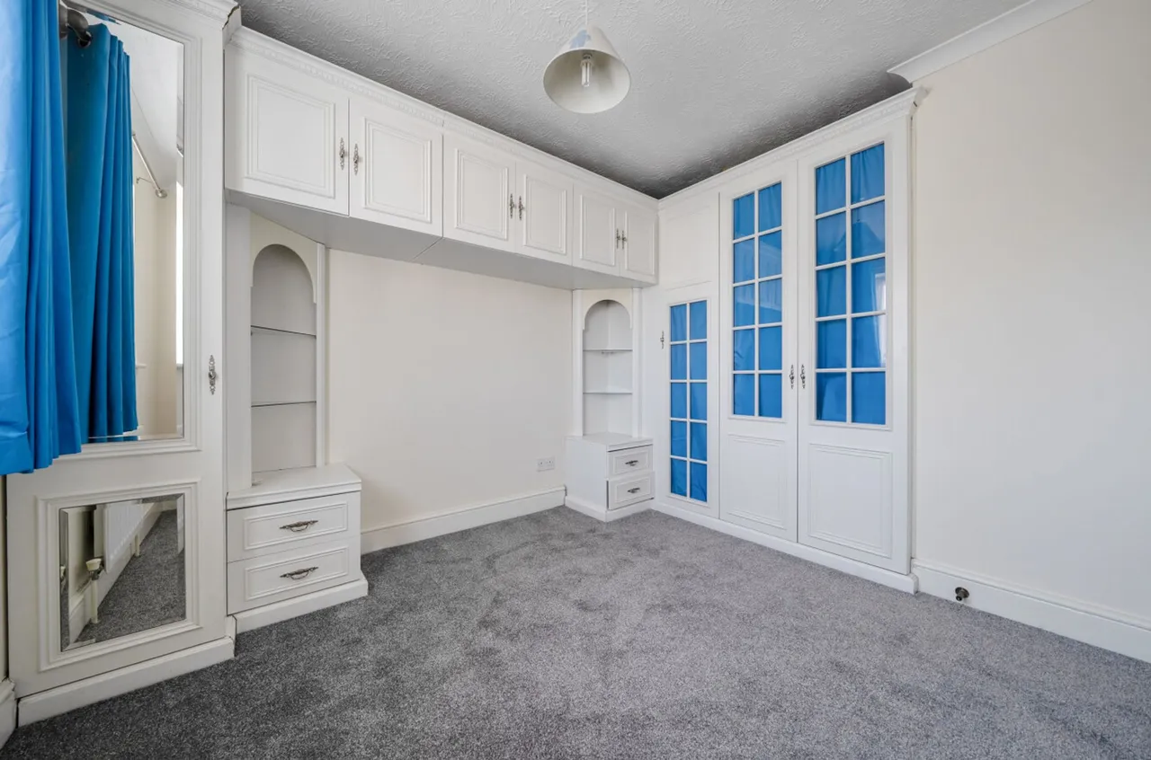 Wolsey Close, Nyetimber, PO21, photo 11