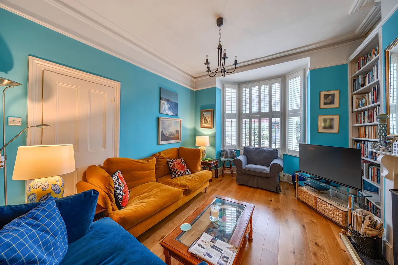 71 Macfarlane Road, London, photo 5