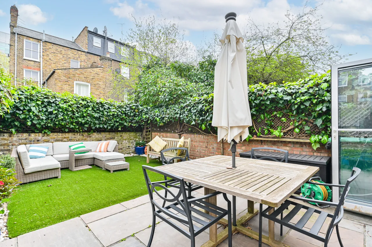 71 Macfarlane Road, London, photo 12