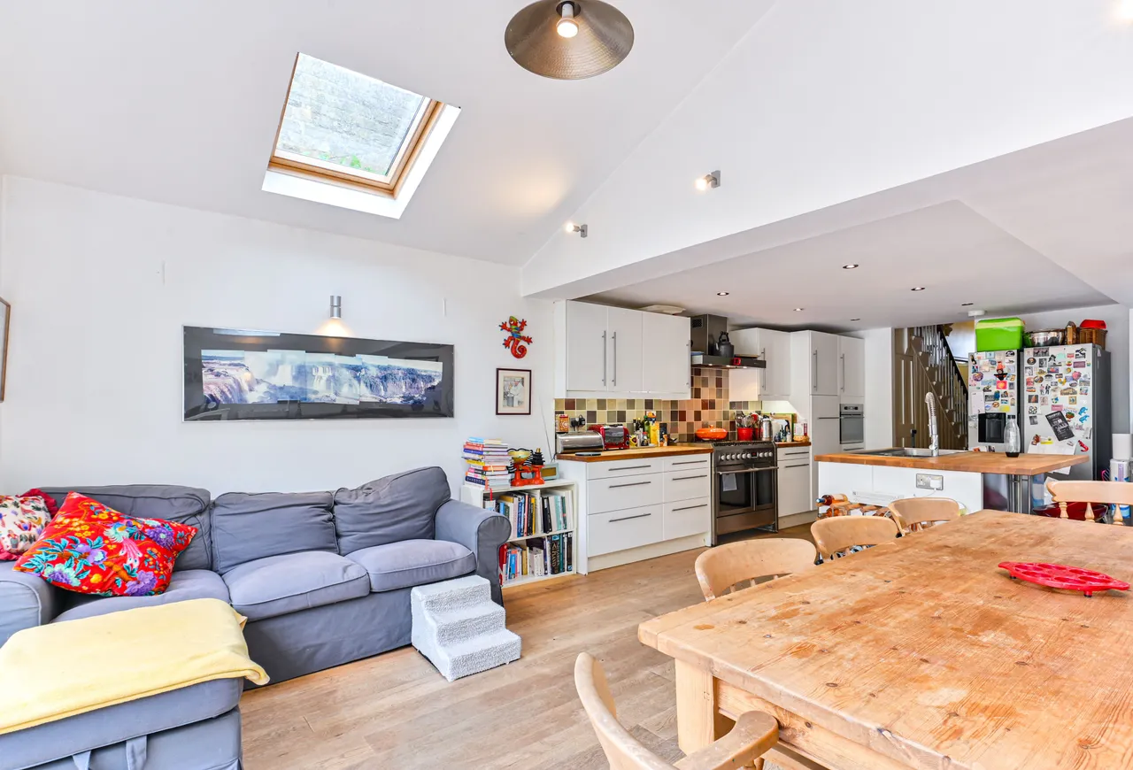 71 Macfarlane Road, London, photo 11