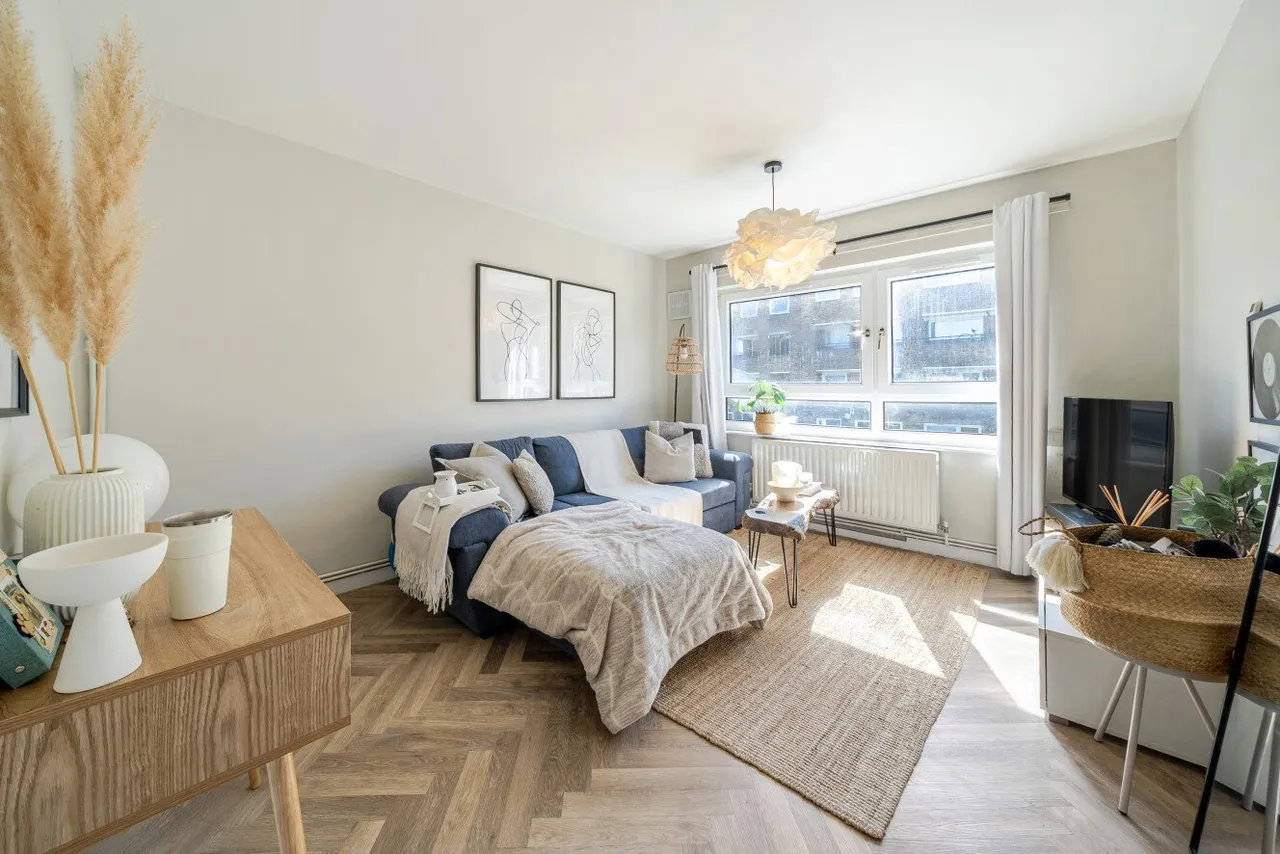2 bed flat for sale — Turenne Close, Battersea, London, SW18