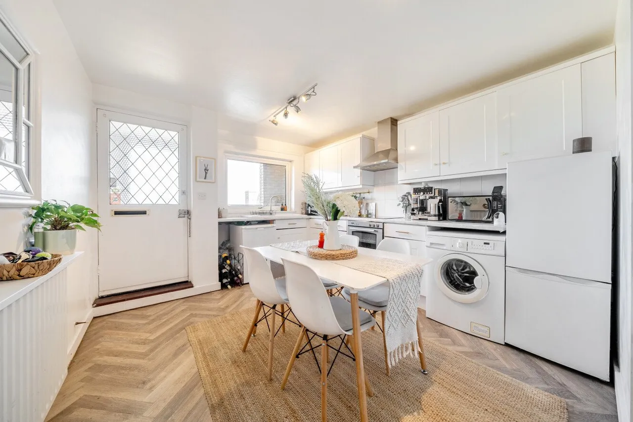 Turenne Close, Battersea, London, SW18, photo 12