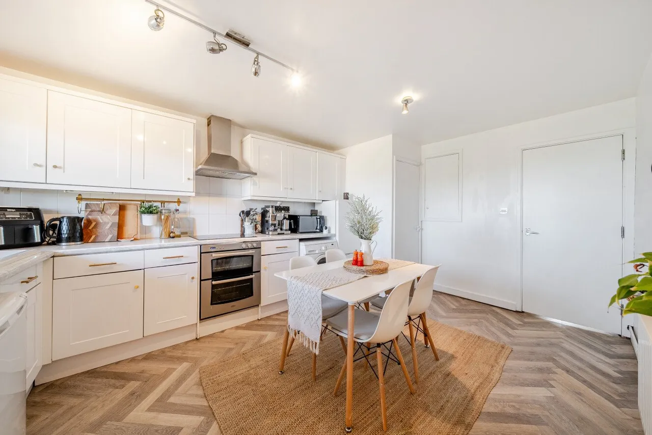 Turenne Close, Battersea, London, SW18, photo 2