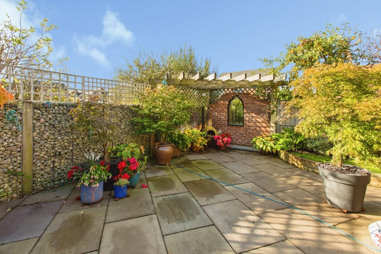 Thetford Drive, Leyland, PR25, photo 23