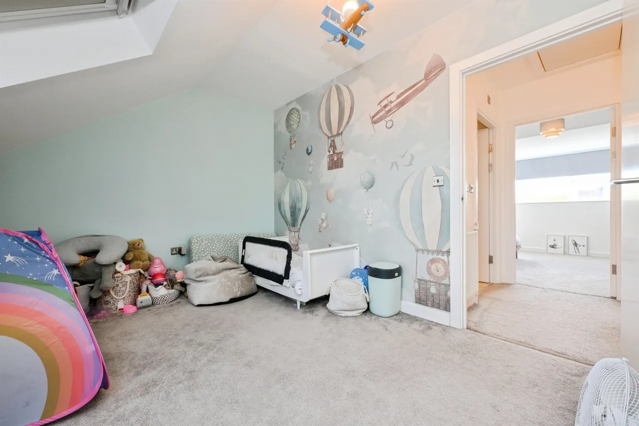 Cowper Close, Ware, SG12, photo 16