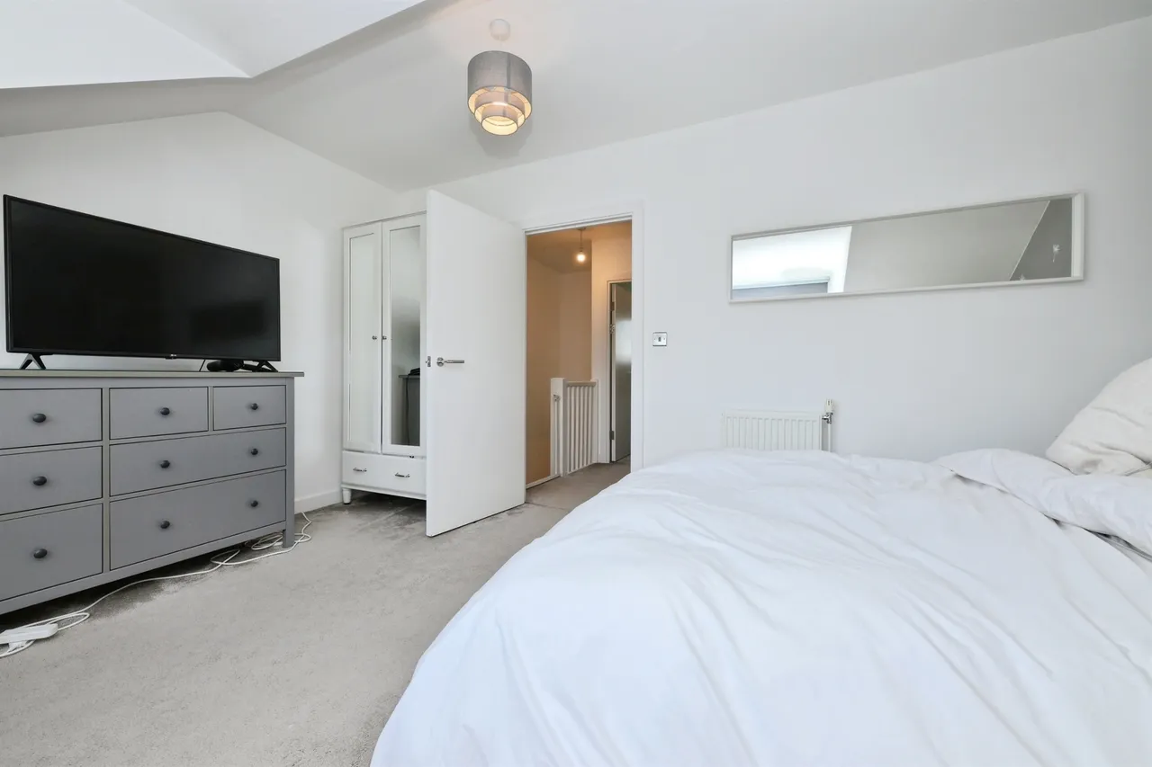 Cowper Close, Ware, SG12, photo 15
