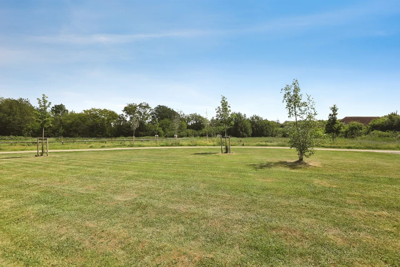 Icarus Avenue, Burgess Hill, RH15, photo 14