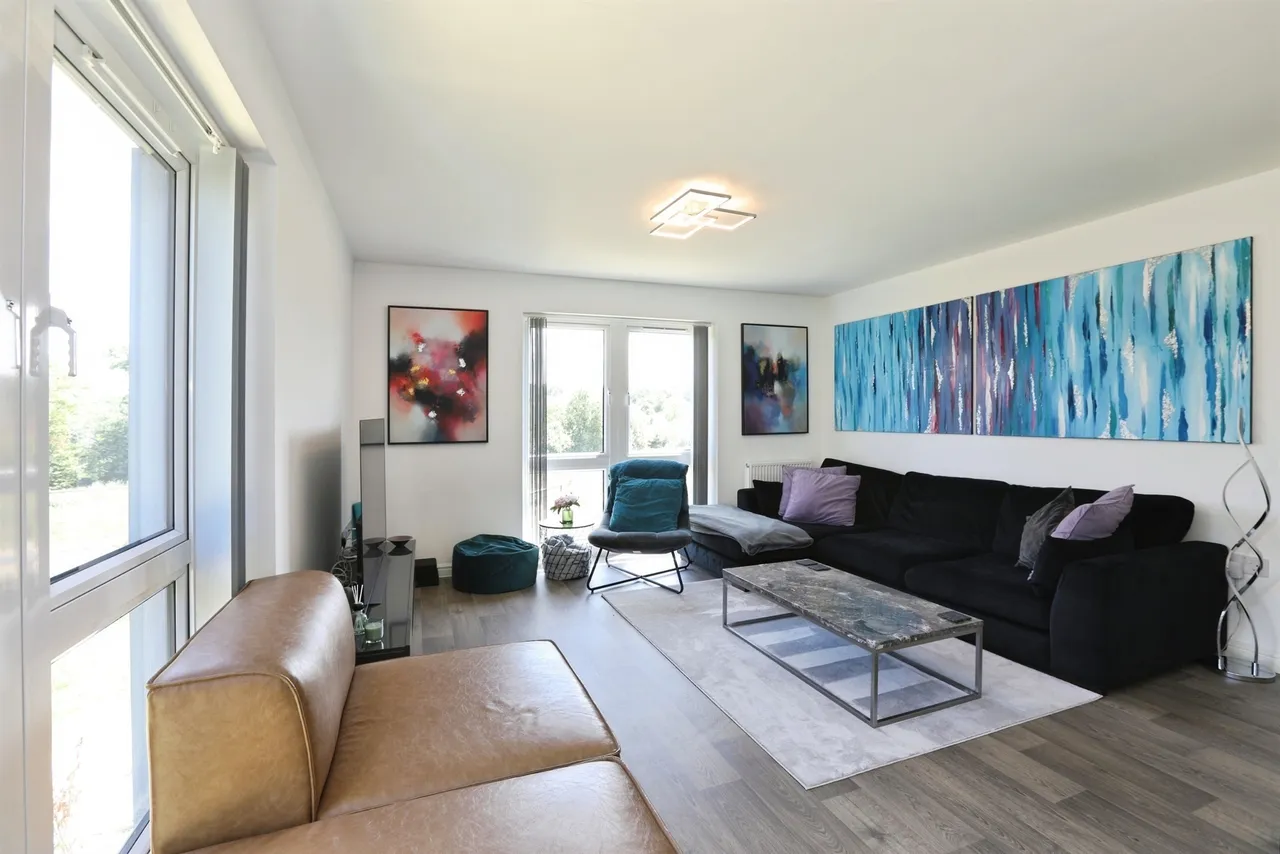 Icarus Avenue, Burgess Hill, RH15, photo 7