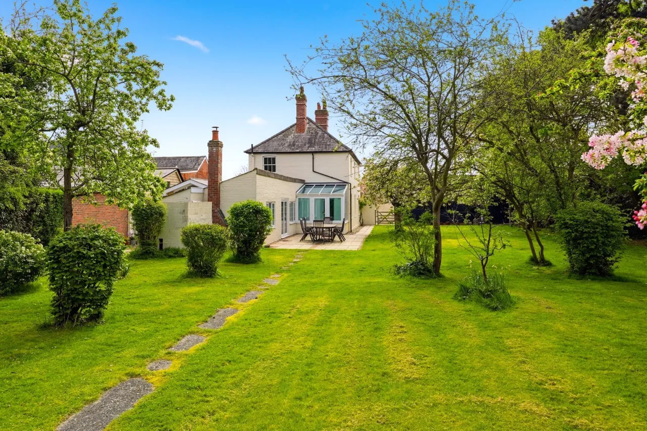 Manor Road, West Bergholt, CO6, photo 32