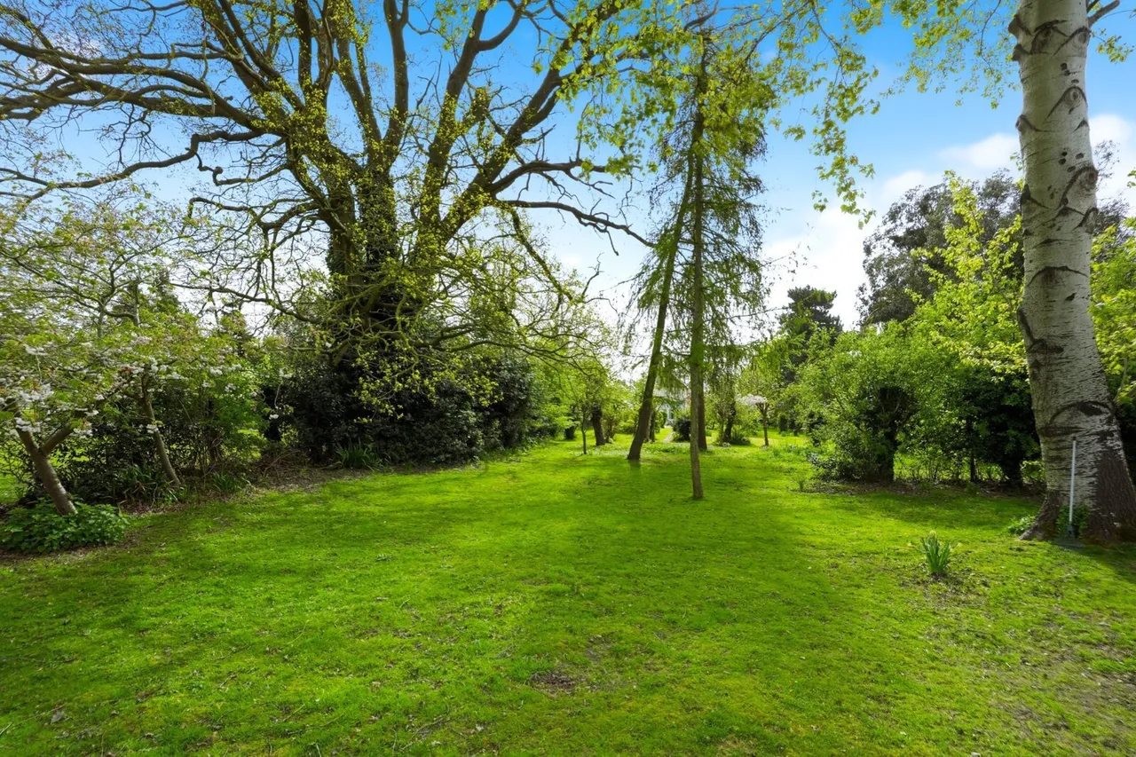 Manor Road, West Bergholt, CO6, photo 37