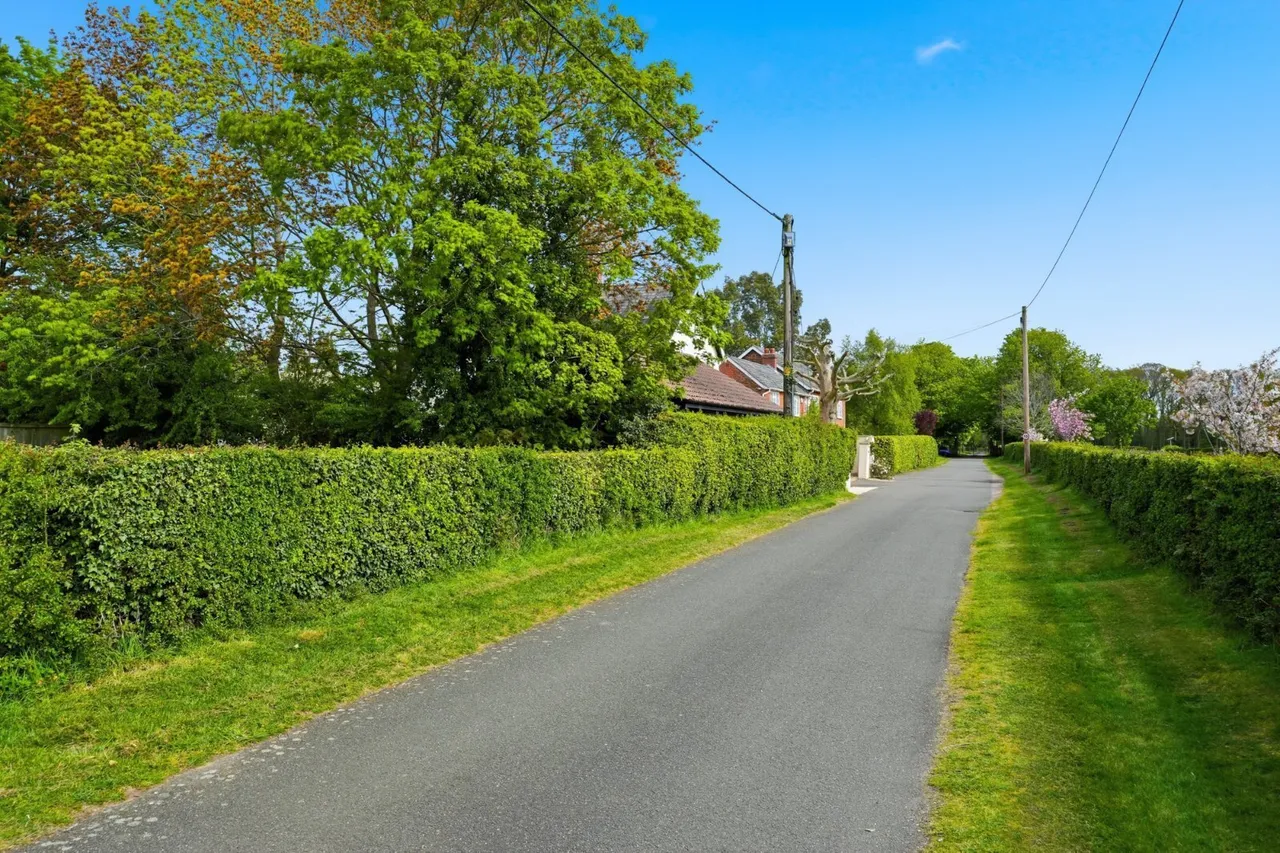 Manor Road, West Bergholt, CO6, photo 38