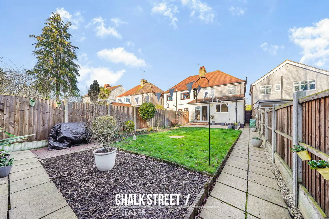 Slewins Lane, Hornchurch, RM11, photo 25