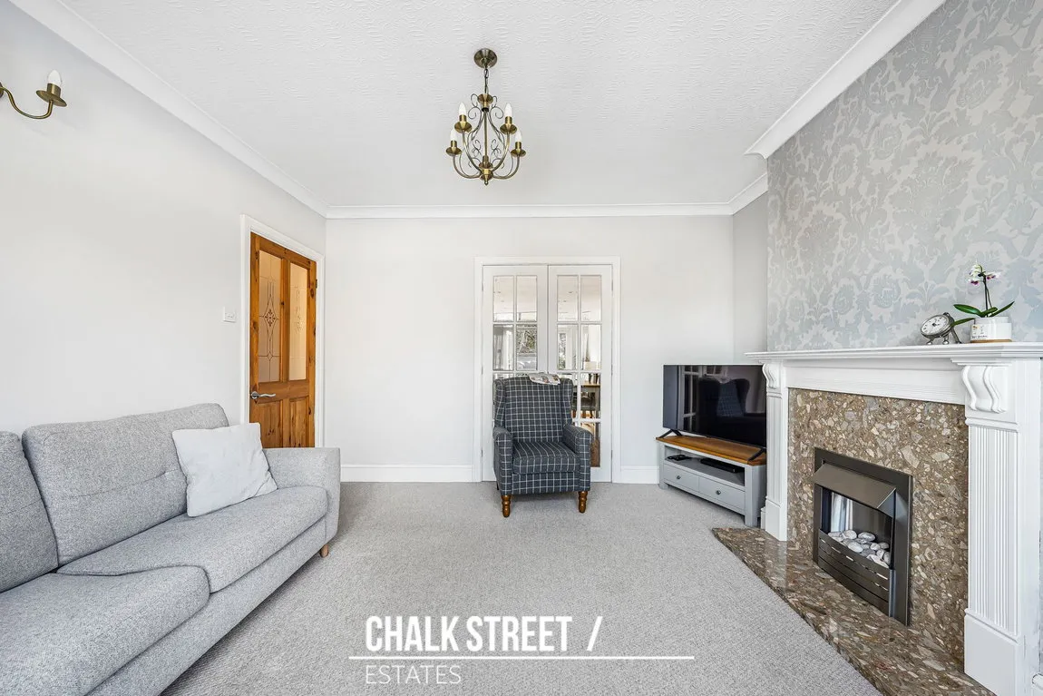 Slewins Lane, Hornchurch, RM11, photo 11