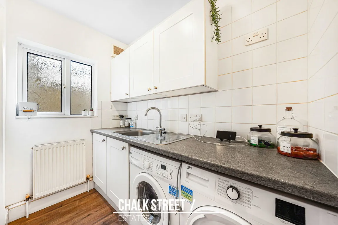 Slewins Lane, Hornchurch, RM11, photo 10