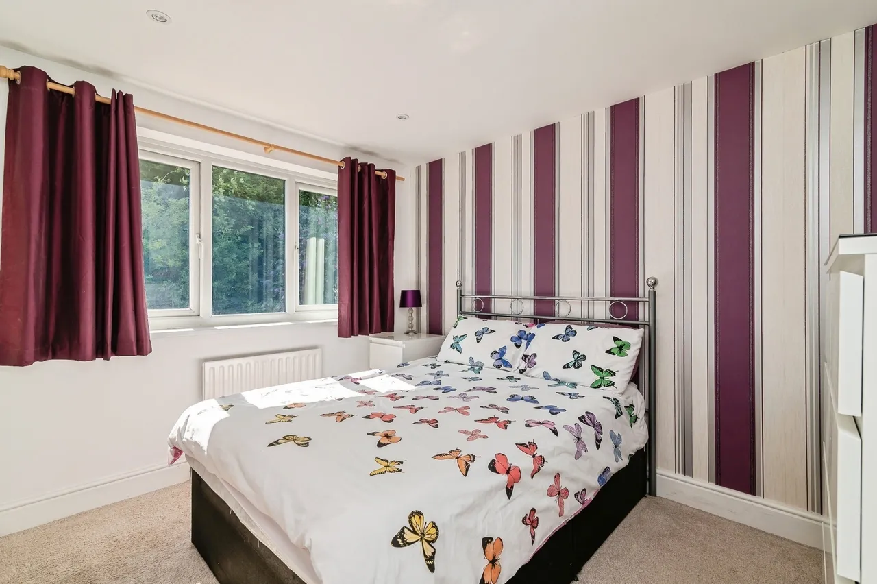 Newgate Close, Carlton, Nottingham, Nottinghamshire, NG4, photo 13