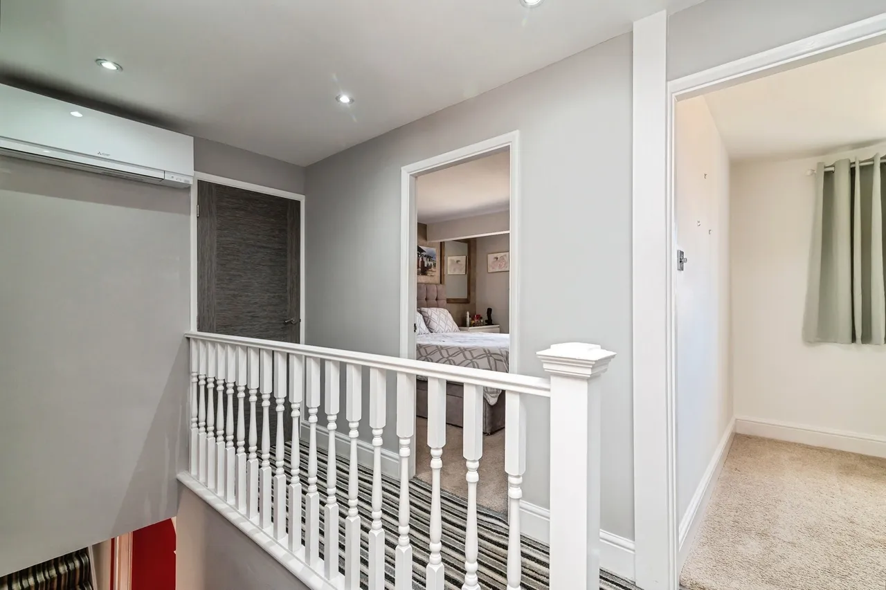 Newgate Close, Carlton, Nottingham, Nottinghamshire, NG4, photo 19