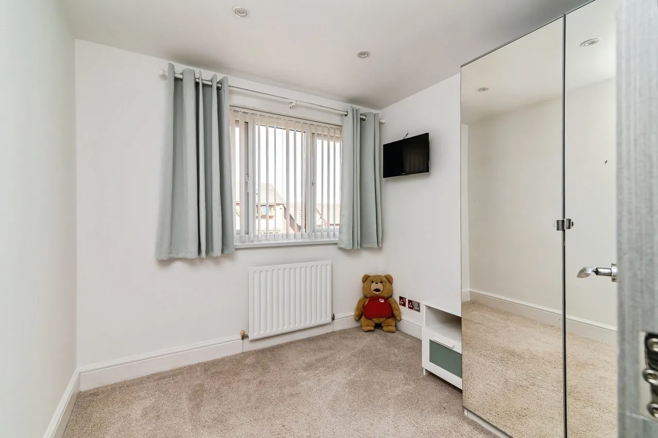 Newgate Close, Carlton, Nottingham, Nottinghamshire, NG4, photo 16