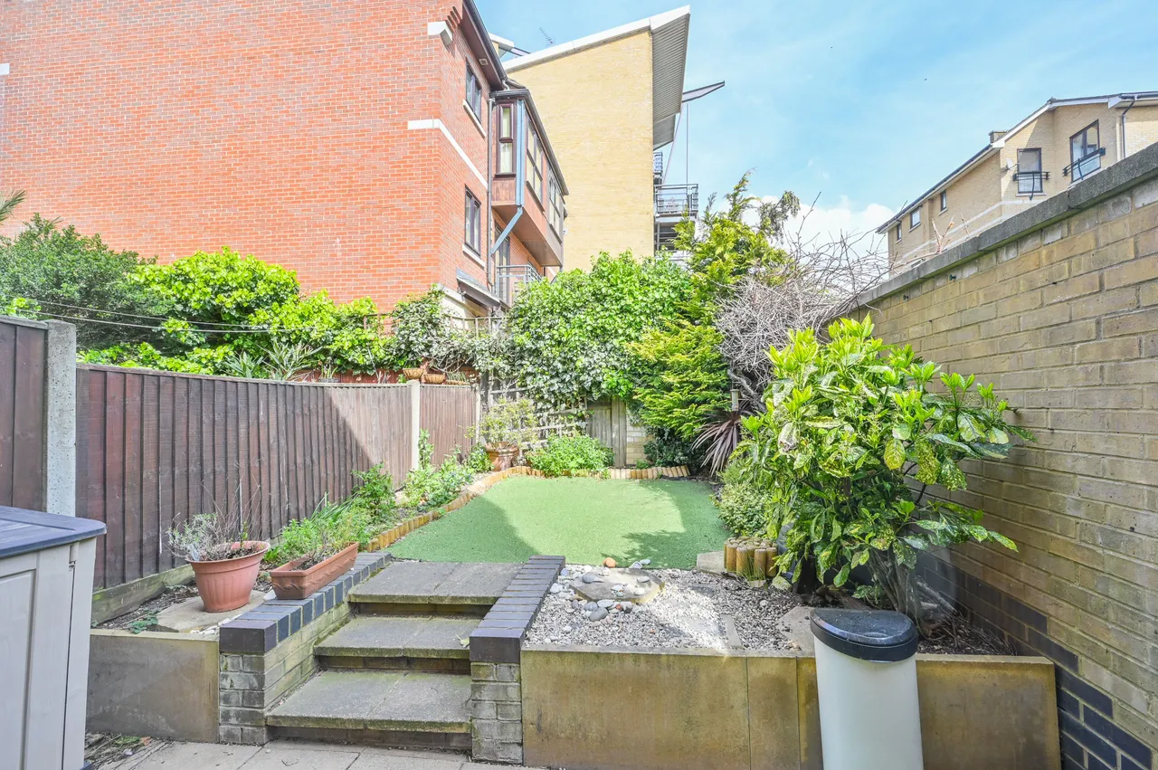 London, E16, photo 5