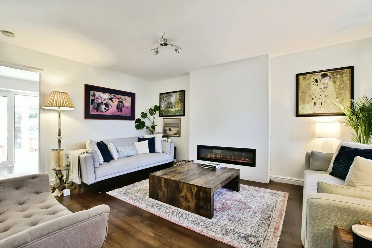 Turnberry Drive, Wilmslow, Cheshire, SK9, photo 2