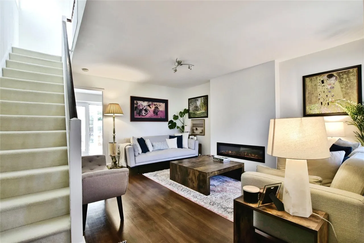 Turnberry Drive, Wilmslow, Cheshire, SK9, photo 6