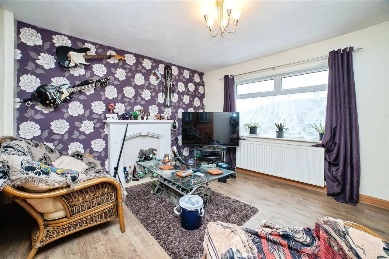 The Crescent, Sutton-in-Ashfield, NG17, photo 12