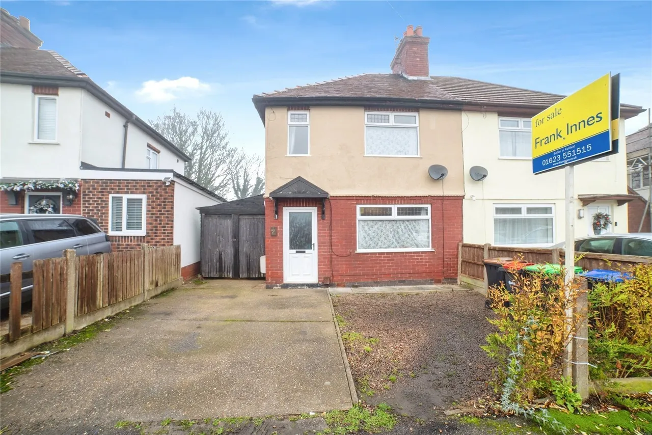 The Crescent, Sutton-in-Ashfield, NG17, photo 32